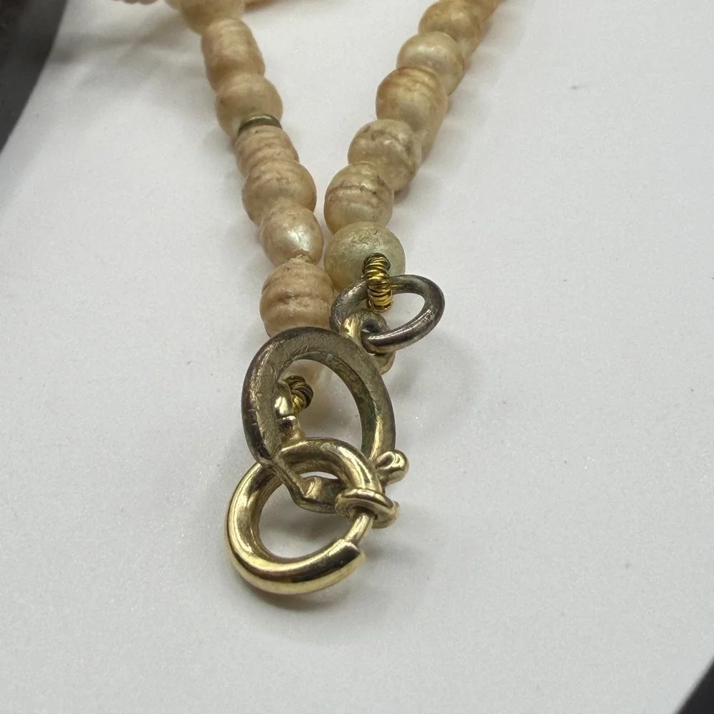 Baroque Style Pearl Necklace Cream Teardrop Pendant Gold Tone Clasp Jewelry